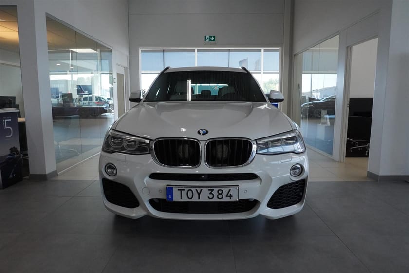 Bild 3 av BMW X3 xDrive20d M Sport Pano Värmare Drag hk HUD Elstol