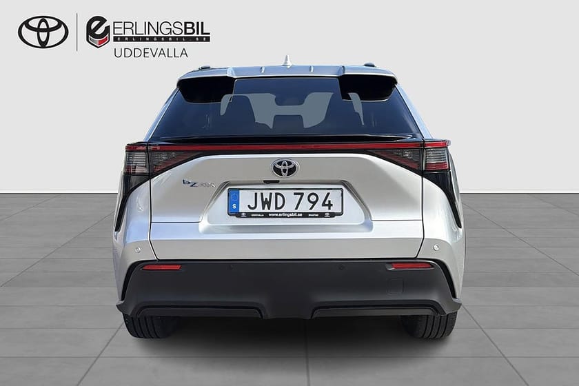 Bild 5 av Toyota bZ4X FWD STYLE PREMIUMPAKET / V-HJUL / 2,95% RÄNTA