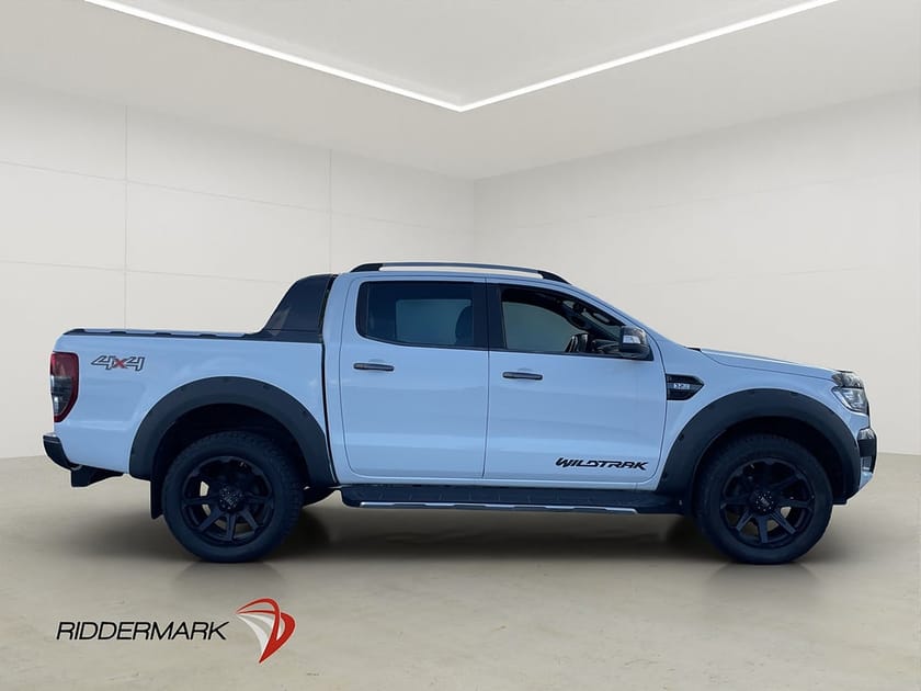 Bild 2 av Ford Ranger Dubbelhytt Wildtrak 4x4 3.2 Värm Drag Diff CARPLAY Moms