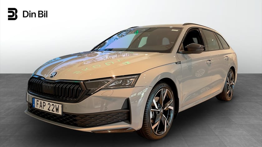 Bild 1 av Škoda Octavia Kombi 2.0 TSI 204hk 4x4 *DEMO* Drag Värmare Kamera