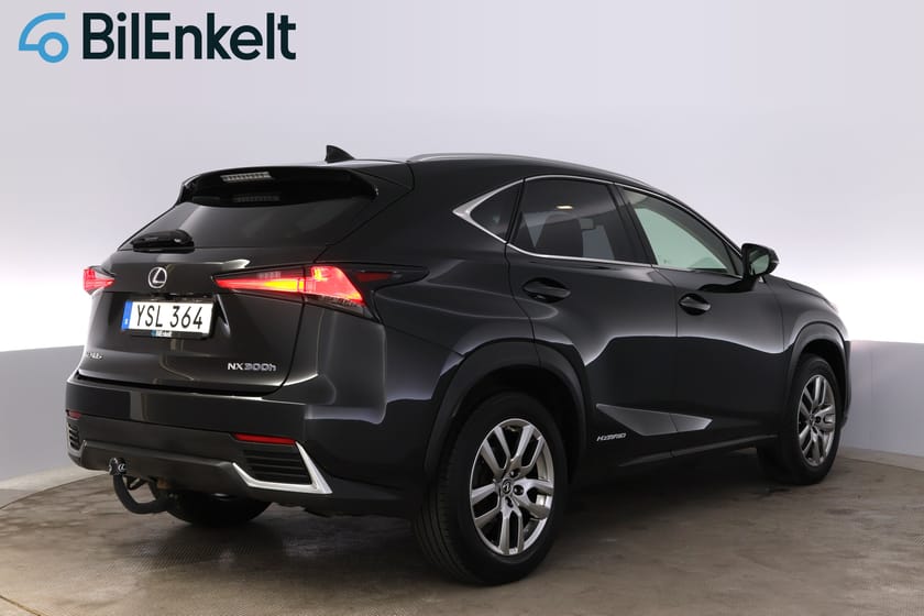 Bild 3 av Lexus NX 300h AWD Executive Dragkrok Kamera Navi Läder