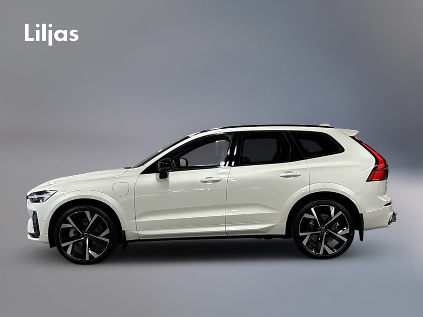Bild 3 av Volvo XC60 T8 AWD Plus Black Nordic Edition//360-kamera//Dragkrok//