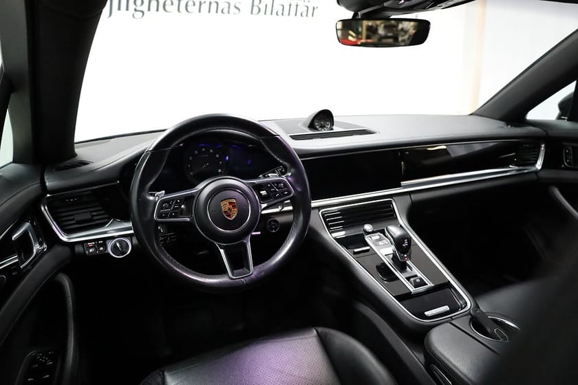 Bild 2 av Porsche Panamera 4 Sport Turismo / Panorama/ Sportchrono