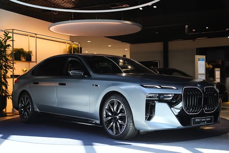 BMW M760e xDrive / Individual / BusinessLease 15,9/mån*