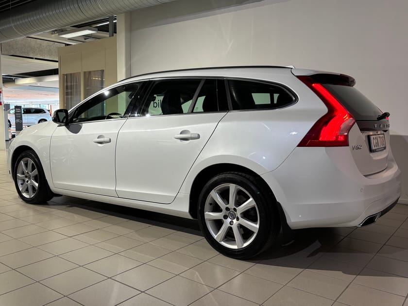 Bild 3 av Volvo V60 D4 Business Advanced | Backkamera | Adaptiv farthållare |
