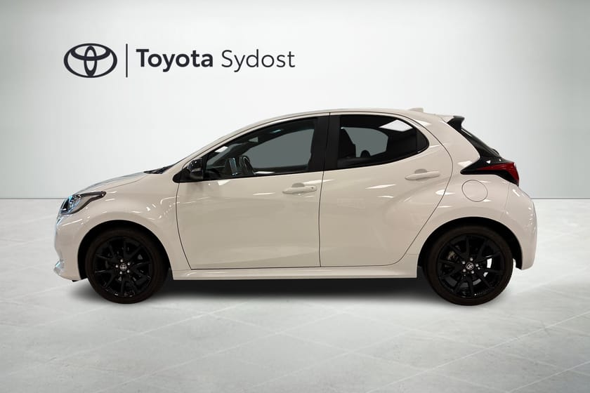 Bild 3 av Toyota Yaris Hybrid Style, JBL, Säkerhetspaket