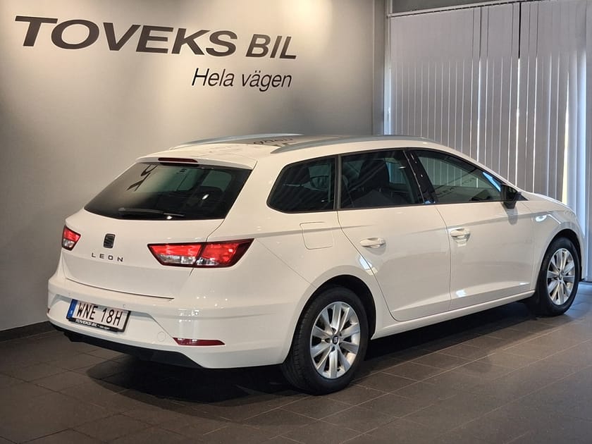 Bild 5 av SEAT Leon ST Sportstourer 1.0 TSI Style |Panorama|Drag|Kamera