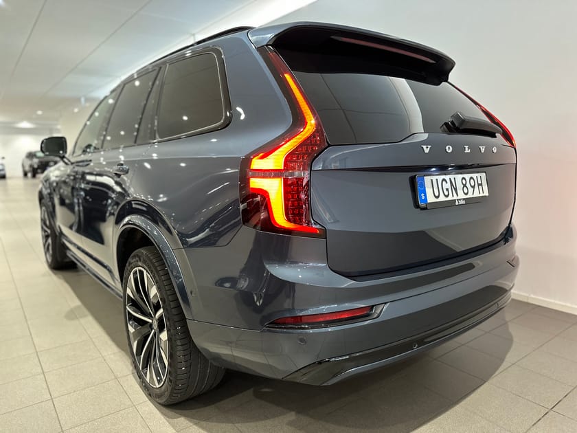 Bild 5 av Volvo XC90 II T8 Ultra Dark / 360 kamera / Panoramatak / Dragkrok / 10 000kr tillbehör /