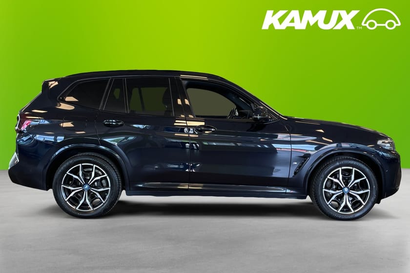 Bild 2 av BMW X3 xDrive30e M Sport HiFi Cockpit Skinn Drag
