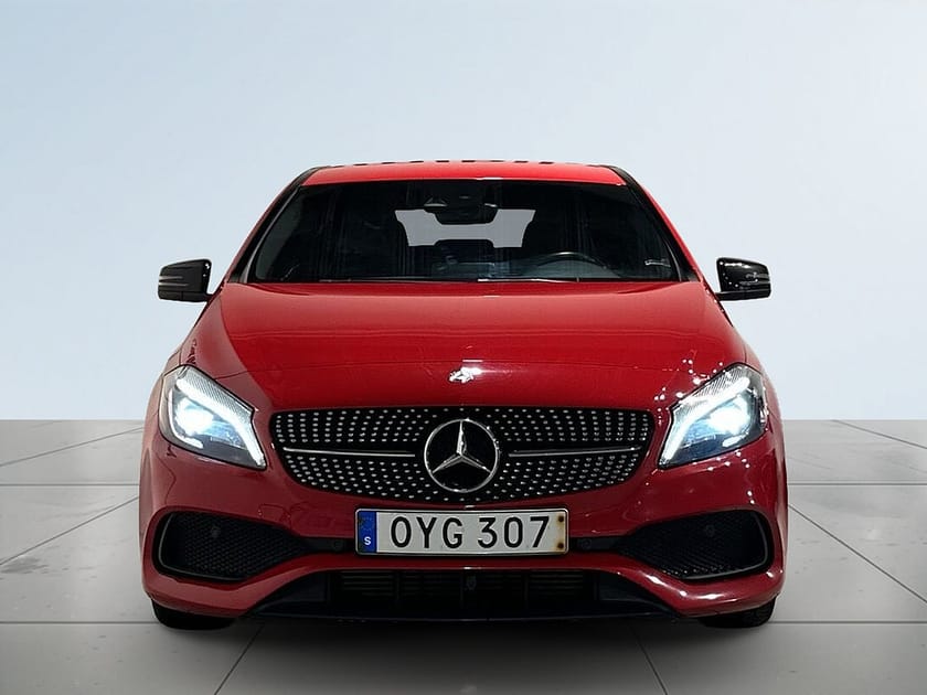Bild 2 av Mercedes-Benz A 180 AMG Line Kamkedja Motorvärmare Psens S/V-hjul