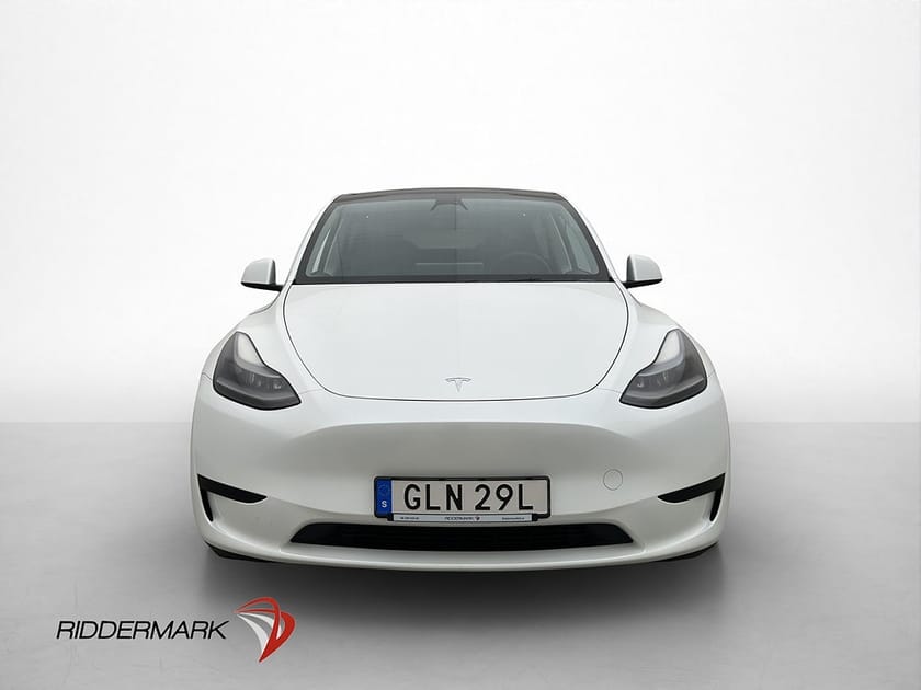 Bild 3 av Tesla Model Y Standard Range RWD 299hk Värmepump AP Premium ljud