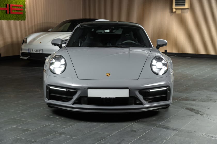 Bilde 2 av Porsche 911 Carrera 4 GTS PDK/Rear.axle/Lift/InnoDrive/360/+++