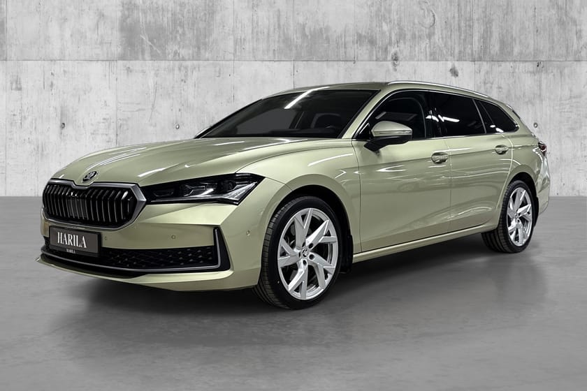Bilde 2 av Škoda Superb Stasjonsvogn 2,0 / 4x4 / Family