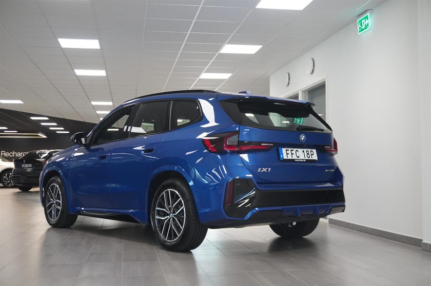 Bild 3 av BMW iX1 xDrive30