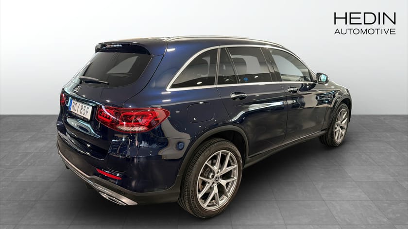 Bild 3 av Mercedes-Benz GLC 300 e 4MATIC SUV / AMG PAKET / PANORAMA / 20" ALU