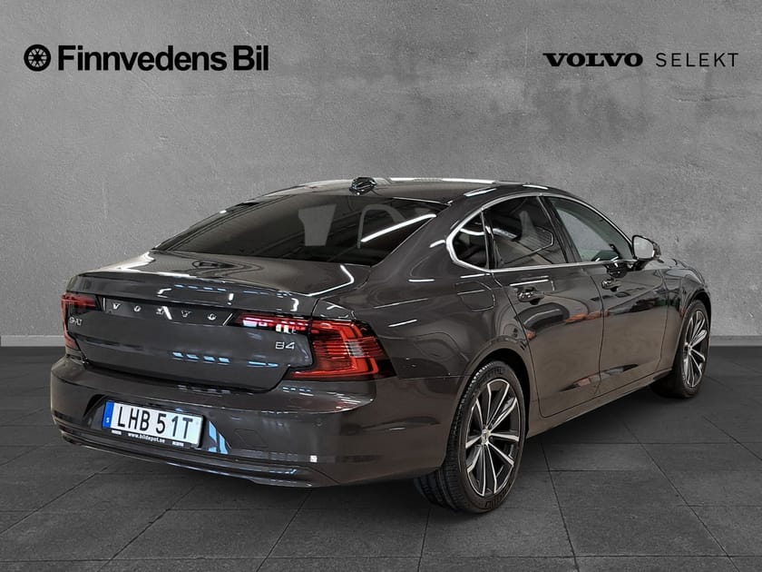 Bild 4 av Volvo S90 B4 FWD Bensin Momentum Advanced