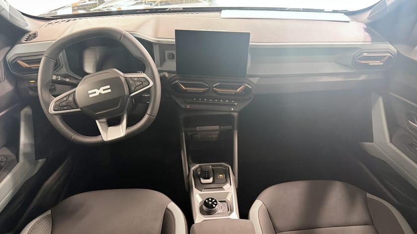 Bild 4 av Dacia Duster hybrid-G 150 4x4 EXTREME HYBRID