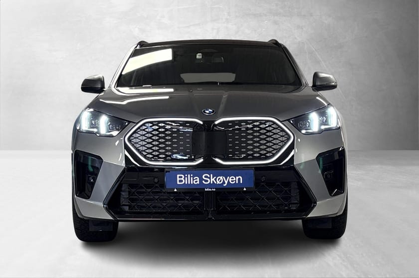 Bilde 2 av BMW iX2 xDrive20