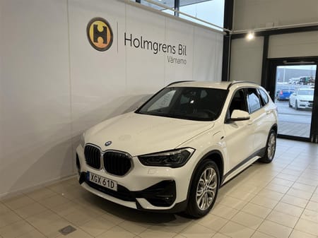 BMW 120 X1 xDrive25e Sport Line HUD HiFi Drag Navi Park As