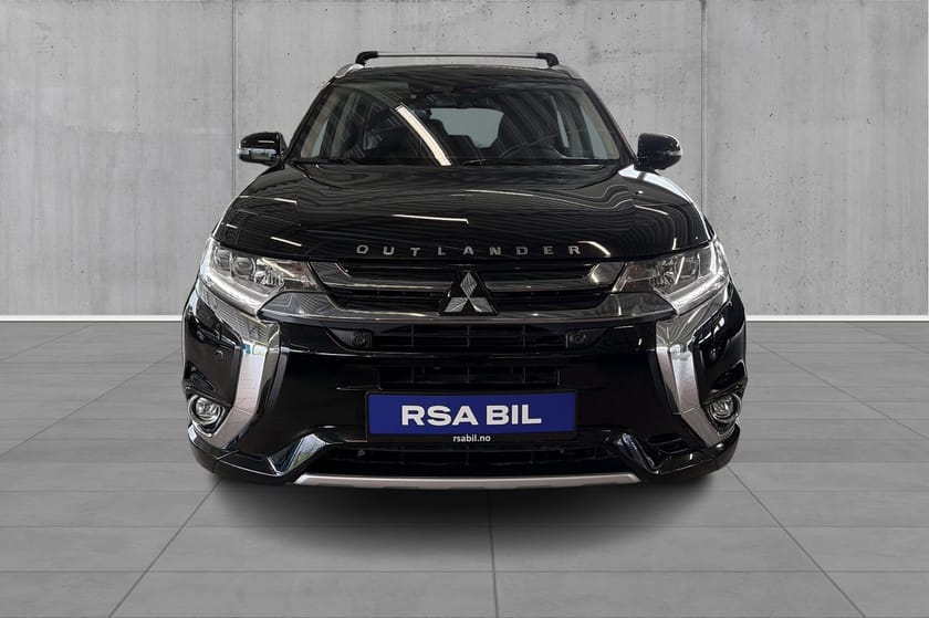 Bilde 2 av Mitsubishi Outlander PHEV Instyle+/40km WLTP/360CAM/HENGERFESTE/