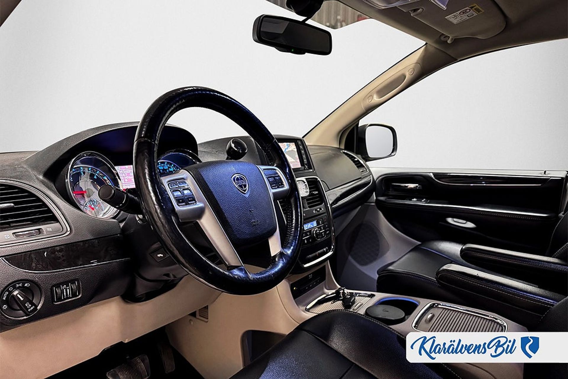 Lancia Voyager 2014, bild 7/17