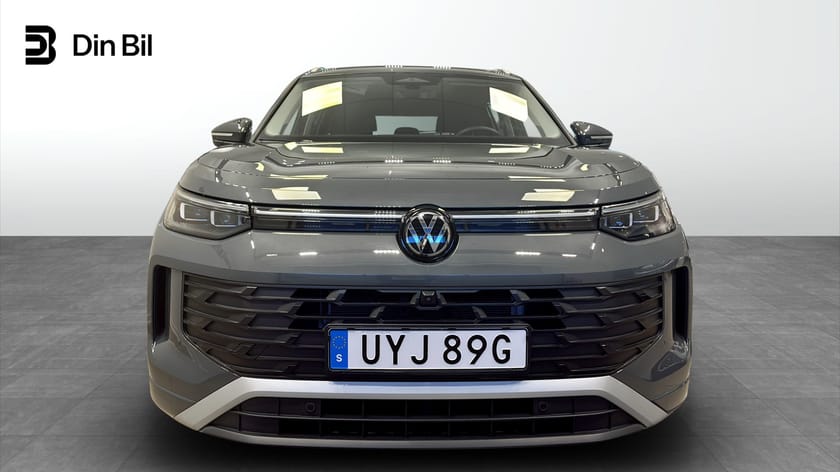 Bild 4 av Volkswagen Tayron eHybrid LIFE TSI 204 Panorama/Harman Kardon Dragpa