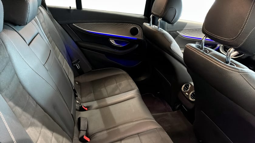 Bild 5 av Mercedes-Benz E 220 T d AMG Line Dragkrok