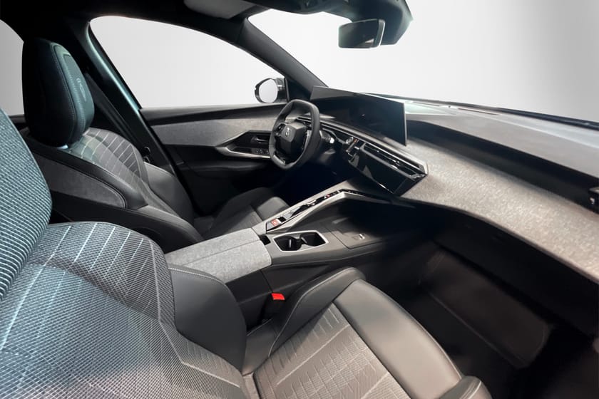 Bild 5 av Peugeot E-5008