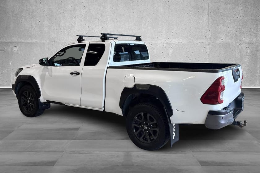 Bilde 4 av Toyota Hilux Extra Cab 2.8D 204HK X-Cab 4WD SR+ Invincible Hengerfeste