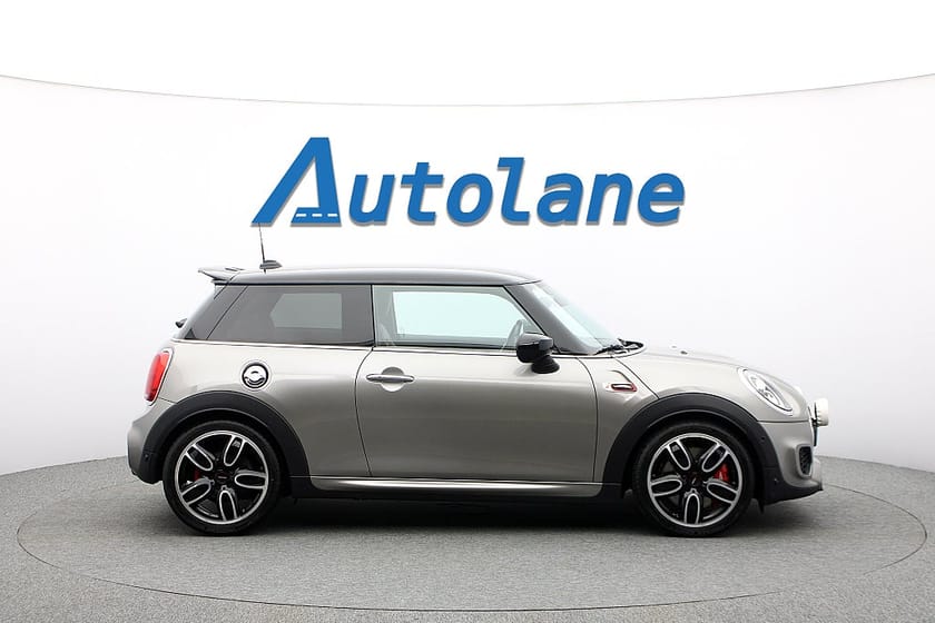 Bild 3 av MINI John Cooper Works Chili II, JCW, Harman/Kardon, Kamera, HUD, Skinn 231hk,