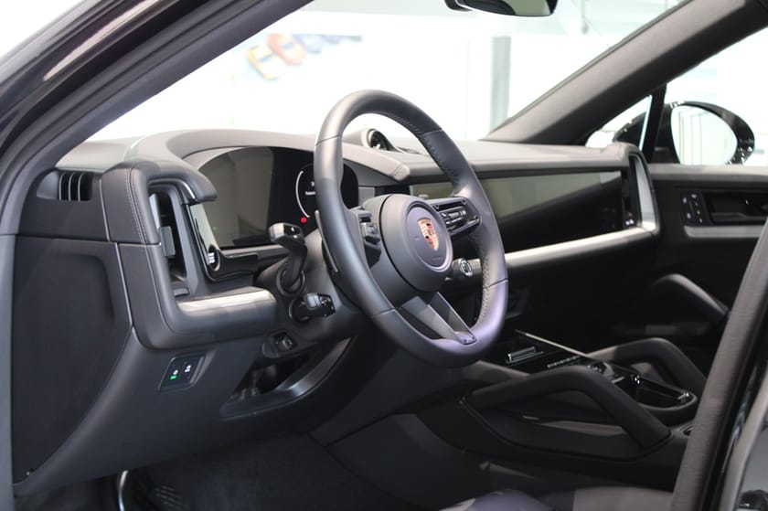 Bild 3 av Porsche Cayenne Coupé E-Hybrid Coupe Moms