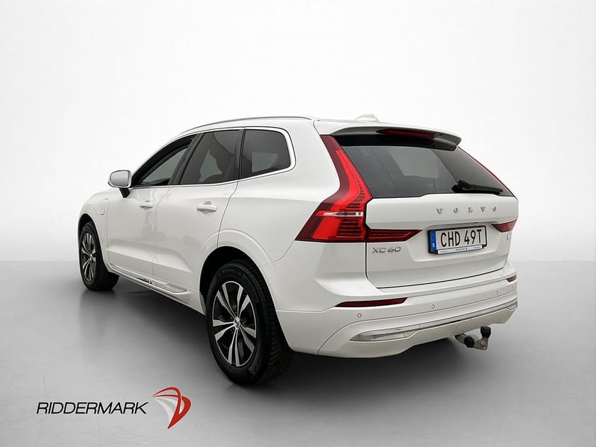 Bild 5 av Volvo XC60 T6 350hk AWD Core Pano Värmare MOMS Drag Kamera