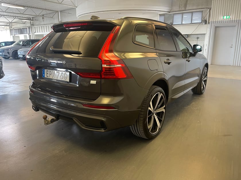 Bild 4 av Volvo XC60 Recharge T8 II R-Design/ Navigation/ Drag/360 Kamera/ Harman Kardon/ 10.000kr Tillbehör/
