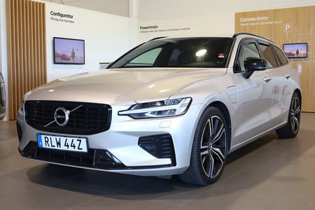 Volvo V60 Recharge T6 AWD 340hk R-Design |Navi|Kamera|Voc|