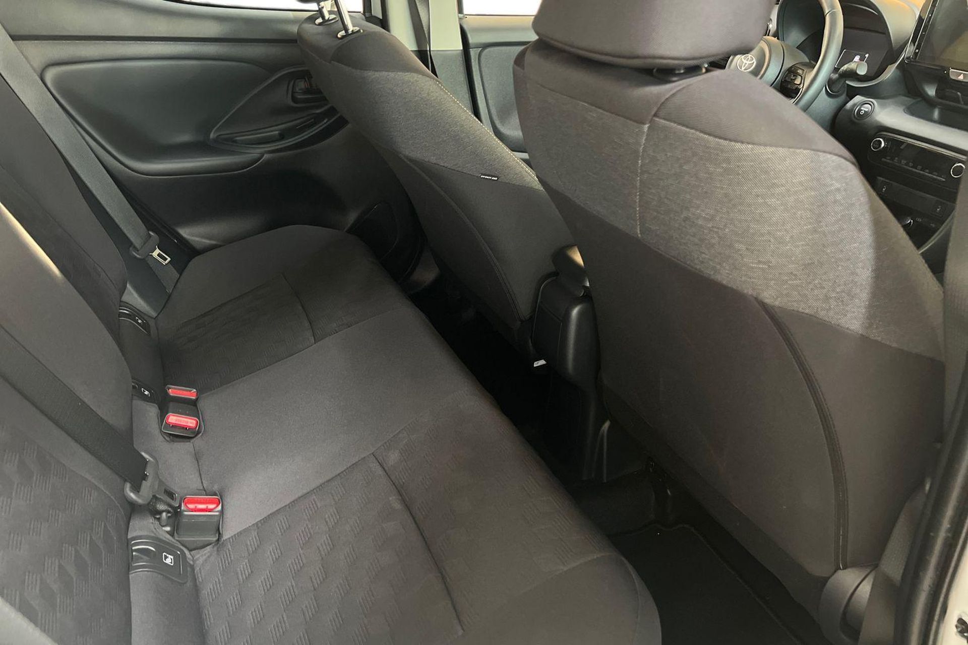 Toyota Yaris 2026, photo 6/10