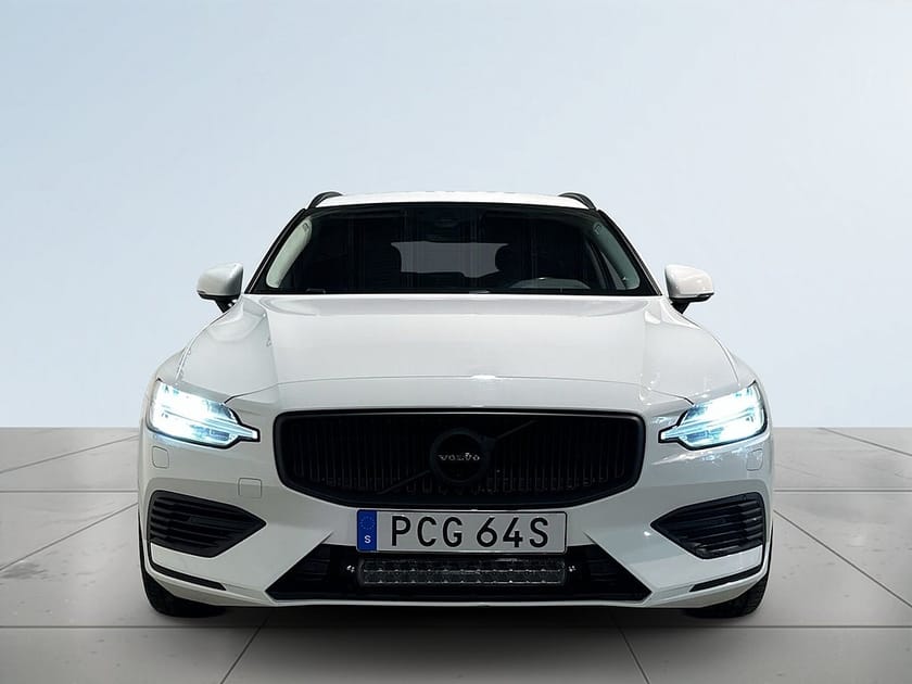 Bild 2 av Volvo V60 T6 Twin Engine AWD Drag Rattvärme CarPlay S/V-hjul