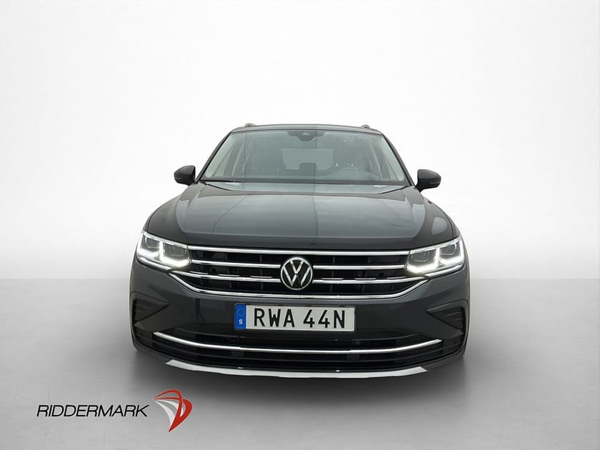Bild 2 av Volkswagen Tiguan eHybrid eHybrd 1.4 TSI Cockpit Kamera Drag Matrix