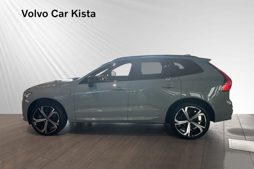 Bild 3 av Volvo XC60 T6 Plus Dark Edition H/K Pano HUD 360Kam