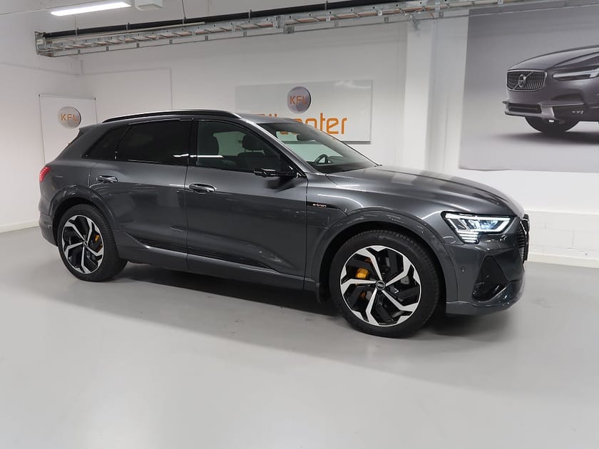 Bild 5 av Audi e-tron 55 quattro Q S-line V-Däck ingår Drag-B&O-360°-3D-Pano-Matrix-K