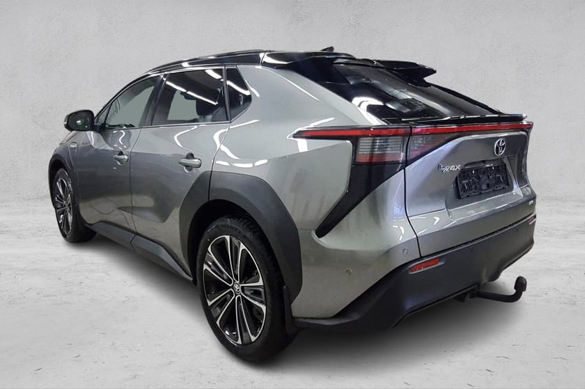 Bilde 3 av Toyota bZ4X AWD Executive - Skinn - Adaptiv cruise - 360 kamera