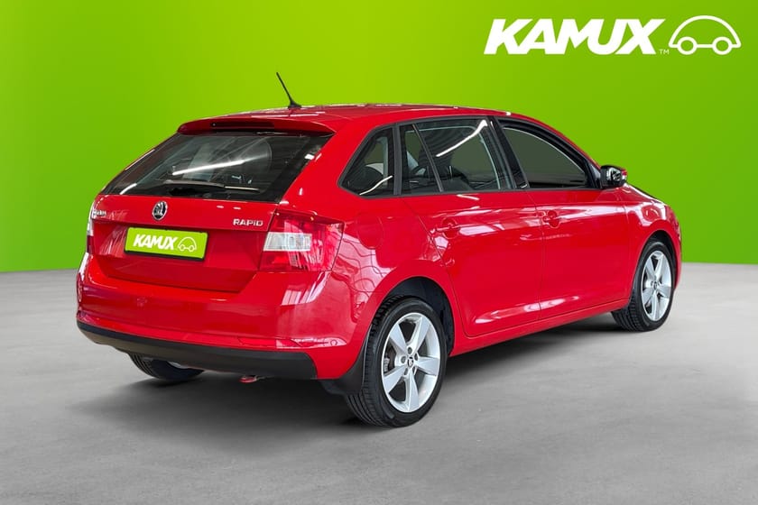 Bild 4 av Škoda Rapid Spaceback 1.2 TSI Manual 110 hk M-värm Nyservad Apple CarPlay