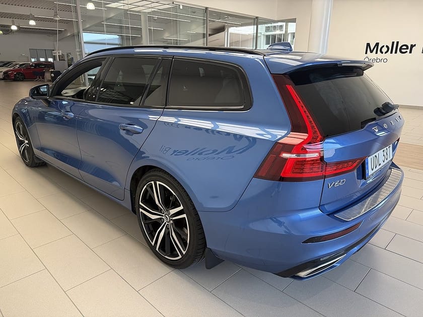 Bild 3 av Volvo V60 T6 341HK AWD I Bkamera I Drag I Värmare