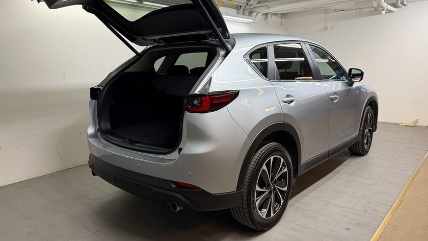 Bild 4 av Mazda CX-5 2.0  Sky 165 hk, 6 aut, Tech pack, Navi, 360 kamera
