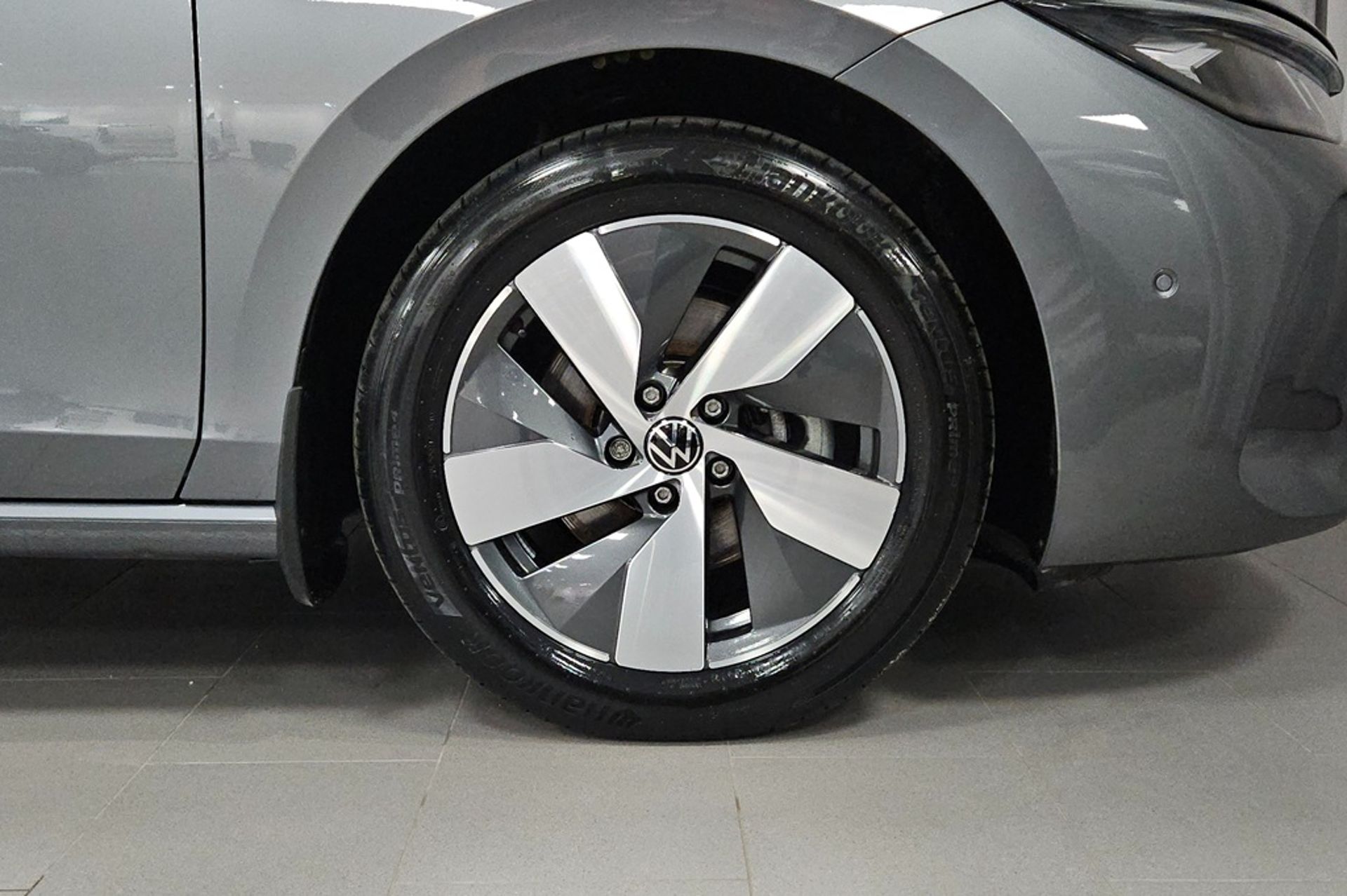 Volkswagen Passat 2025, bild 5/10