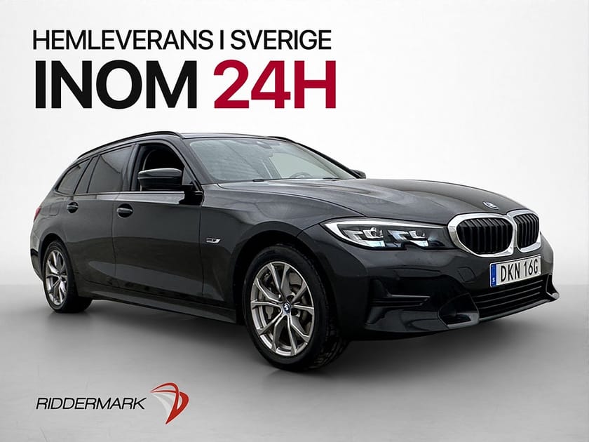 Bild 3 av BMW 330e xDrive Touring Sport line Navi CarPlay Sensorer