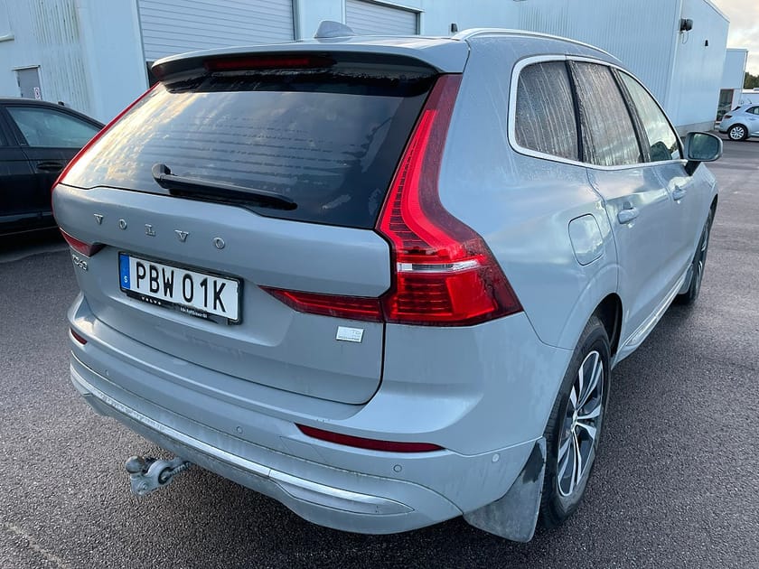 Bild 3 av Volvo XC60 T6 Recharge Core Bright plug in AWD 350HK 4x4 Panorama
