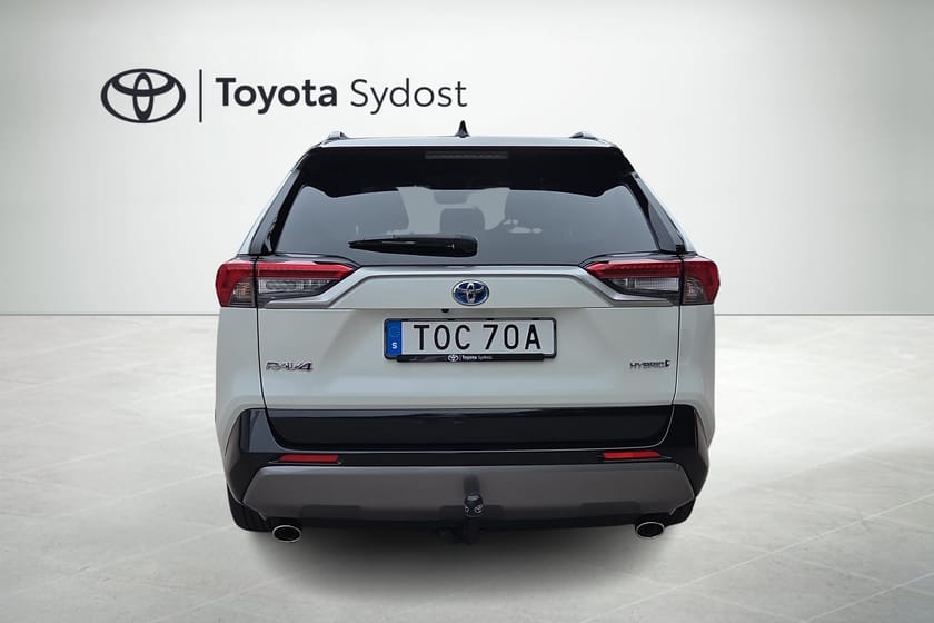 Bild 5 av Toyota RAV4 Hybrid AWD-i Style 360 Kamera, Halvskinn, P-sensorer, Uppvärmda stolar fram mm