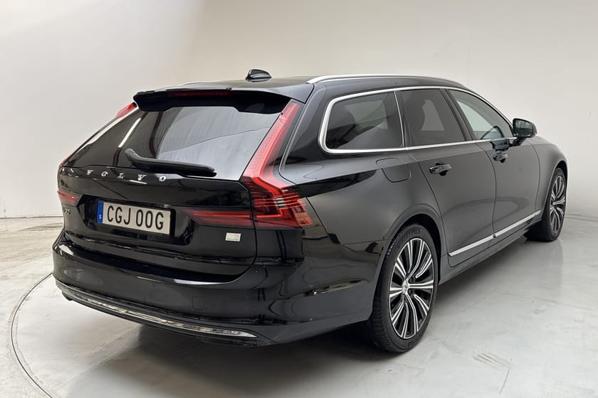 Bild 3 av Volvo V90 T6 AWD Recharge 350hk Ultimate Bright H/K Pano