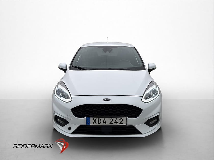 Bild 2 av Ford Fiesta 1.0 ST-Line Navi CarPlay Sensorer Rattvärme