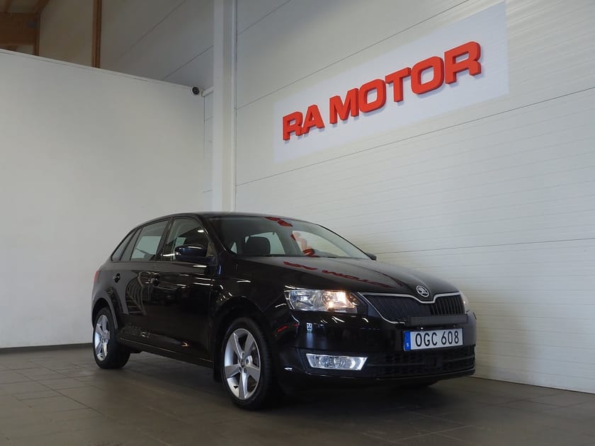 Bild 4 av Škoda Rapid Spaceback Skoda 1.2 TSI 110hk Style Motorvärmare P-Sensorer